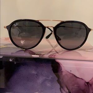 Ray-Ban Erika Black (Authentic)